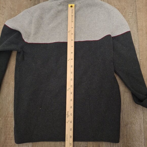 Eddie Bauer Gray & Dark Charcoal Stretch Turtleneck Sweater Womens M - Picture 3 of 4